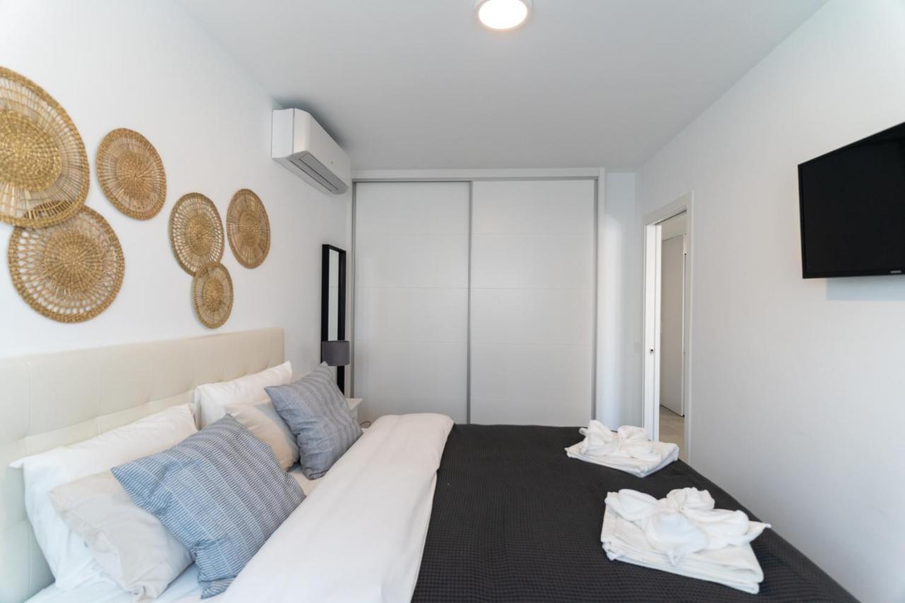 Апартаменты Cala Luxo En Cala De Mijas A Metros Del Mar Ла-Кала-де-Михас Экстерьер фото