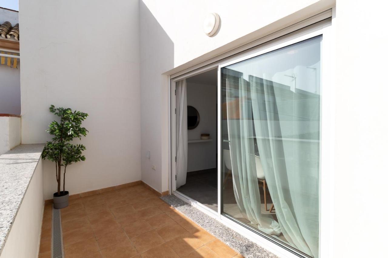 Апартаменты Cala Luxo En Cala De Mijas A Metros Del Mar Ла-Кала-де-Михас Экстерьер фото